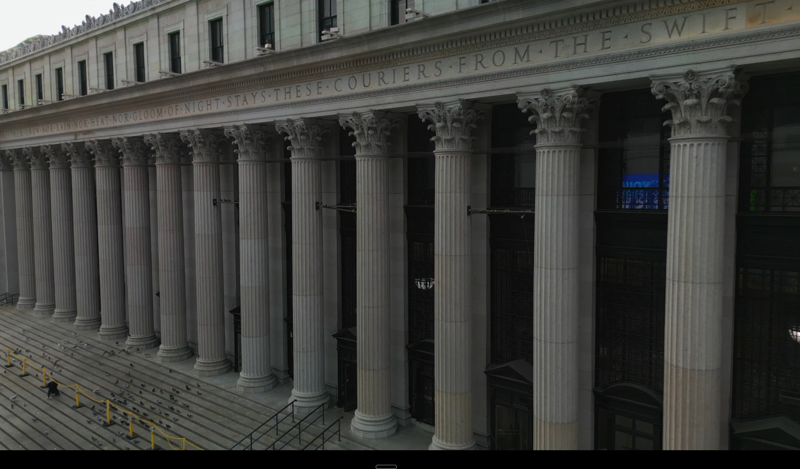 Institutional exchange building with stone columns